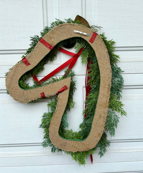 *SILK* Horse Head Outline Wreath